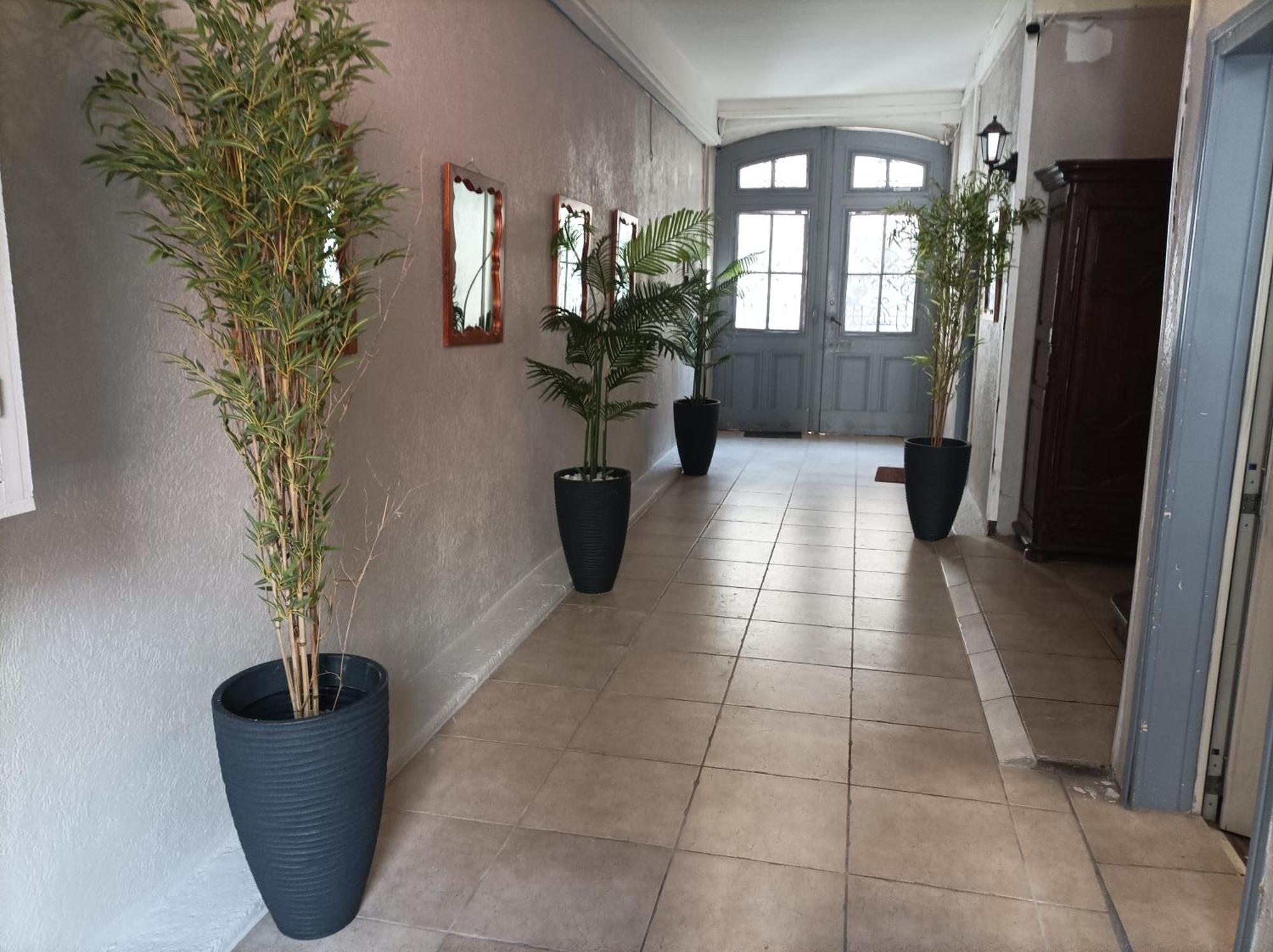 "La Cle Des Champs"-Meuble De Tourisme 3 Etoiles -Residence "Les Logis De Beziers"-Garage Optionnel-Coeur De Ville-Plages A 16Km ! Exterior photo